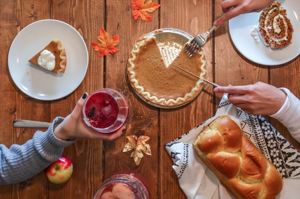 Healthy Holiday Eating Guide | 7 Tips for a Healthier Holiday Season — Eleat Sports Nutrition, LLC