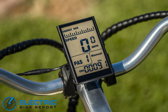 Blix Aveny Electric Cruiser Bike Review LCD Display