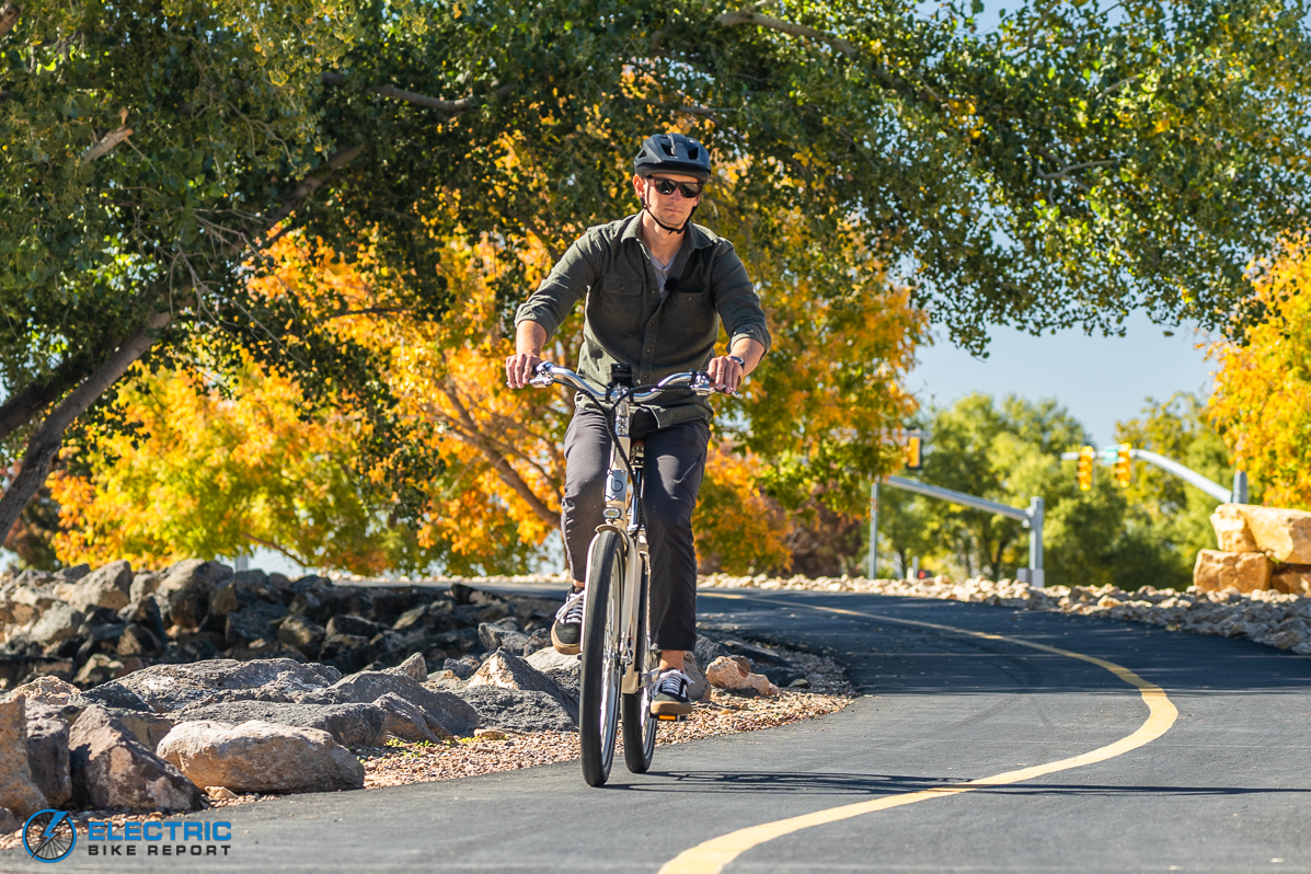 Blix Aveny  Electric Cruiser Bike Review Handling