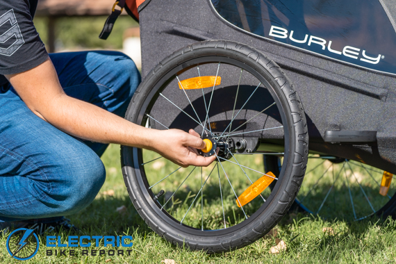 Burley Honeybee Bike Trailer Review Push Release Wheels