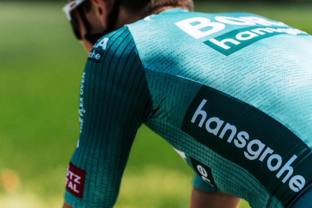 Bennett's, Mullen's Bora-hansgrohe unveils new Tour kit | Video