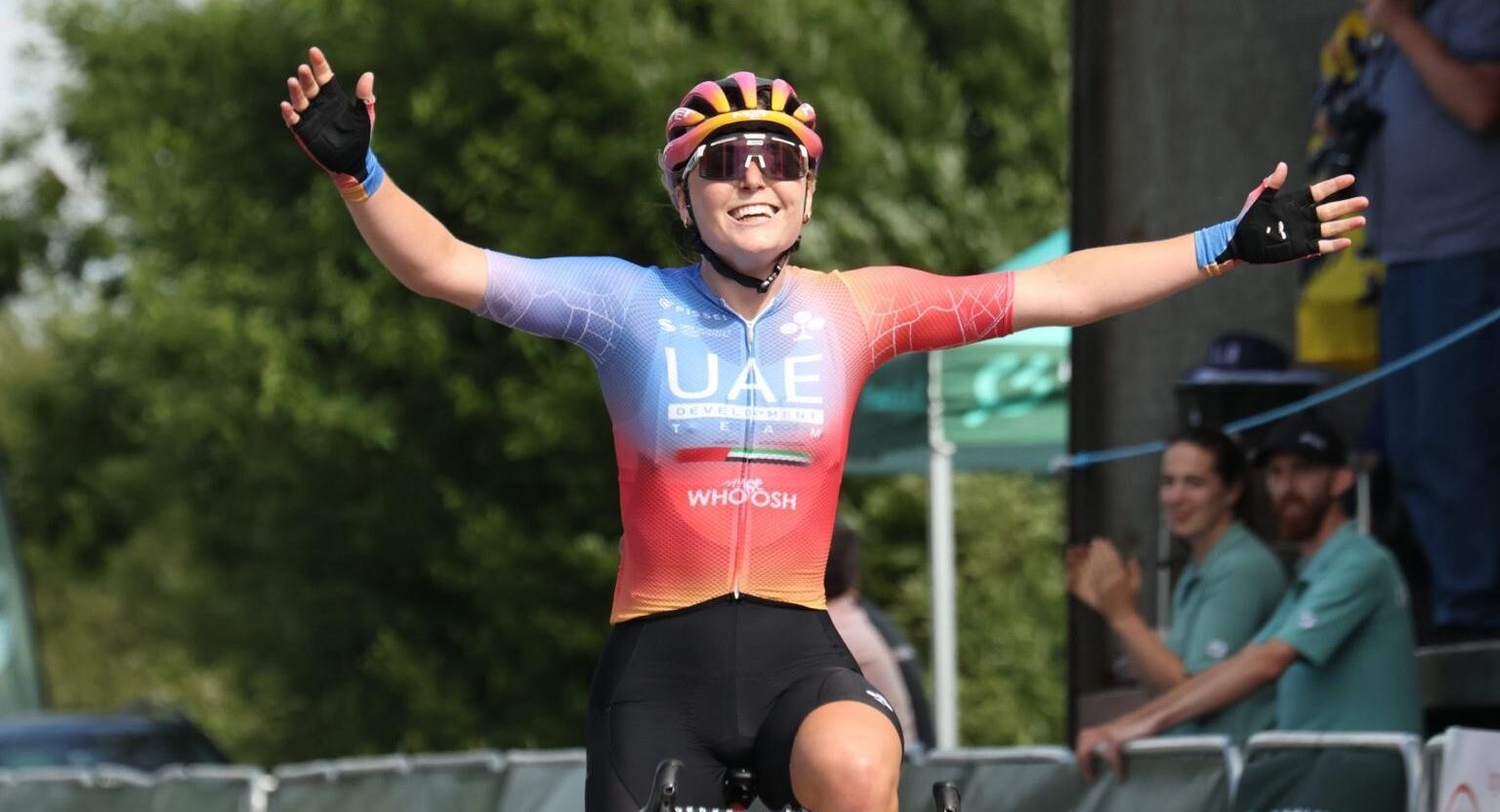 Lara Gillespie crowned queen at National Champs after epic battle | Video