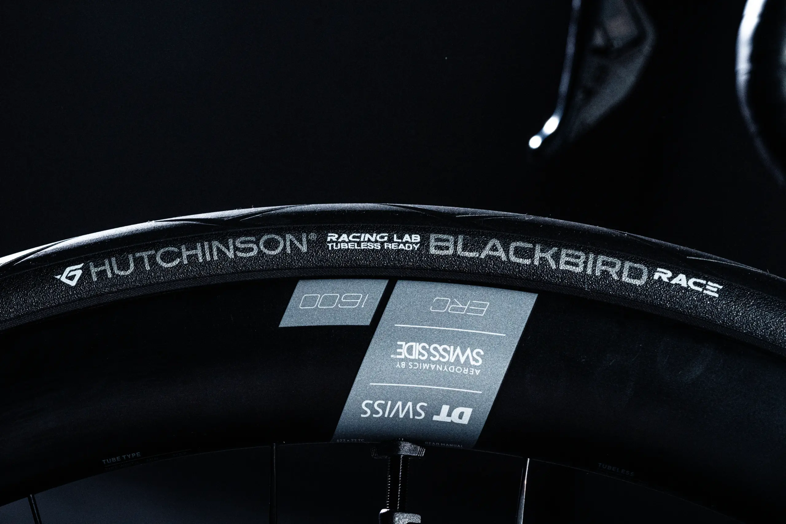 Hutchinson Launches Speed & Versatility: New Race and All-Season Blackbird Models