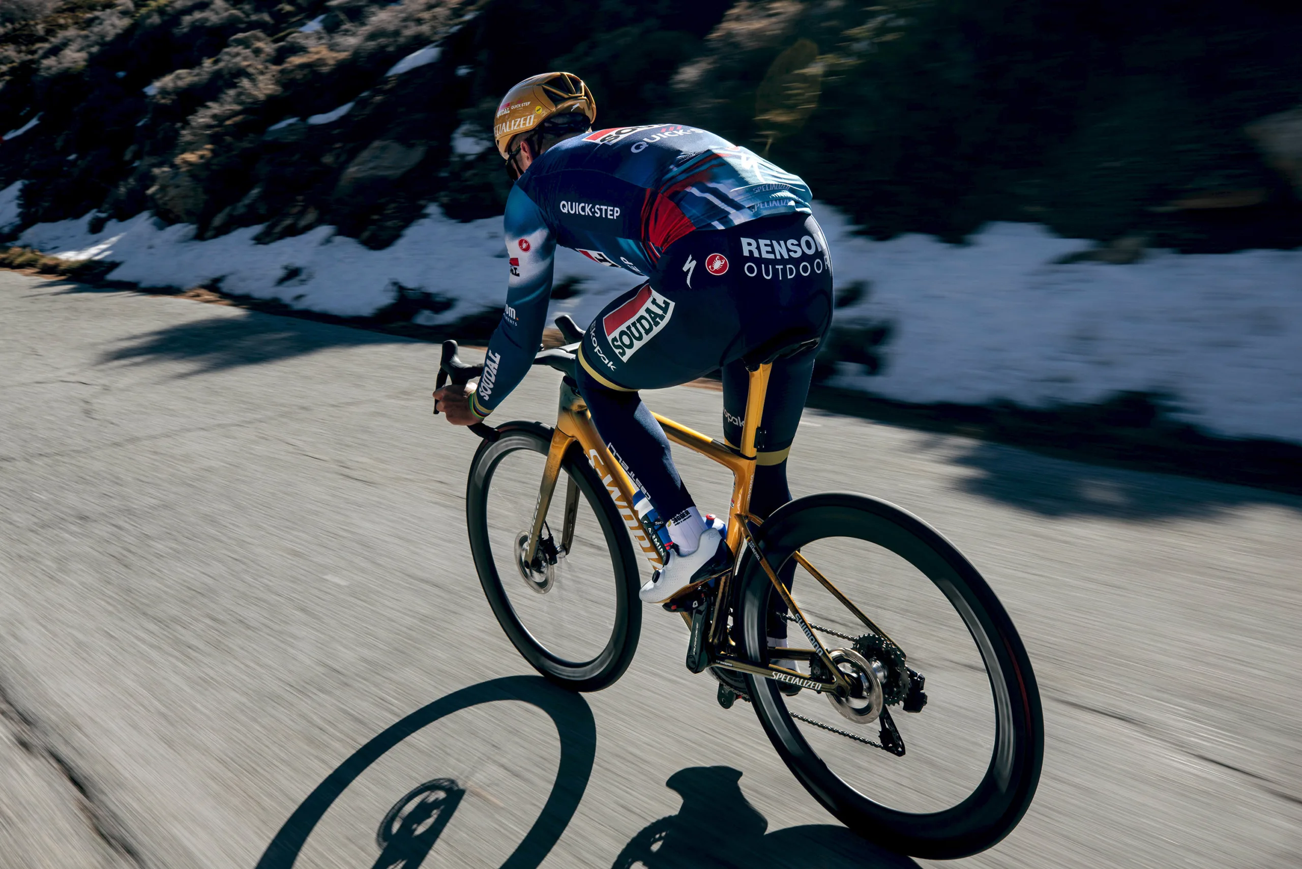 <p><strong>"Remco’s Golden Glory: Ride the Limited Edition S-Work Tarmac SL8"</strong></p>