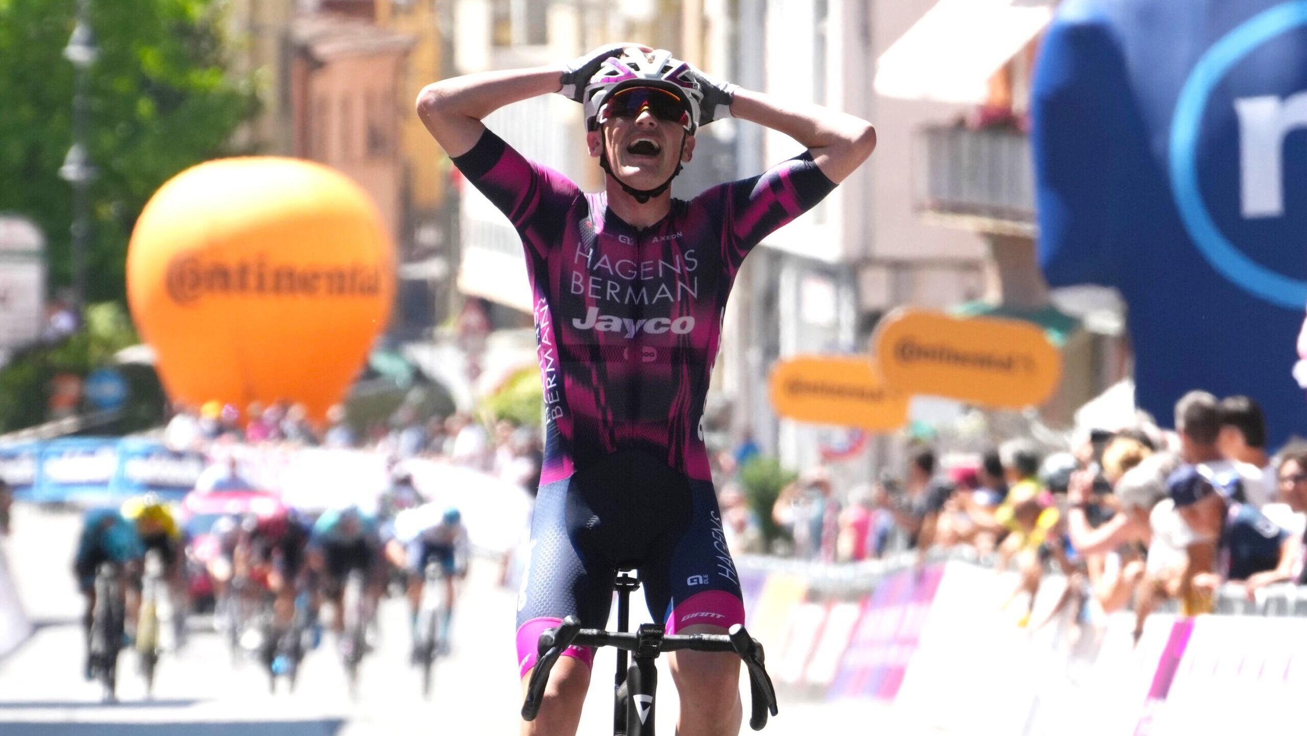 Adam Rafferty Charges to Victory at Giro Next Gen – Watch the Thrilling Finish!