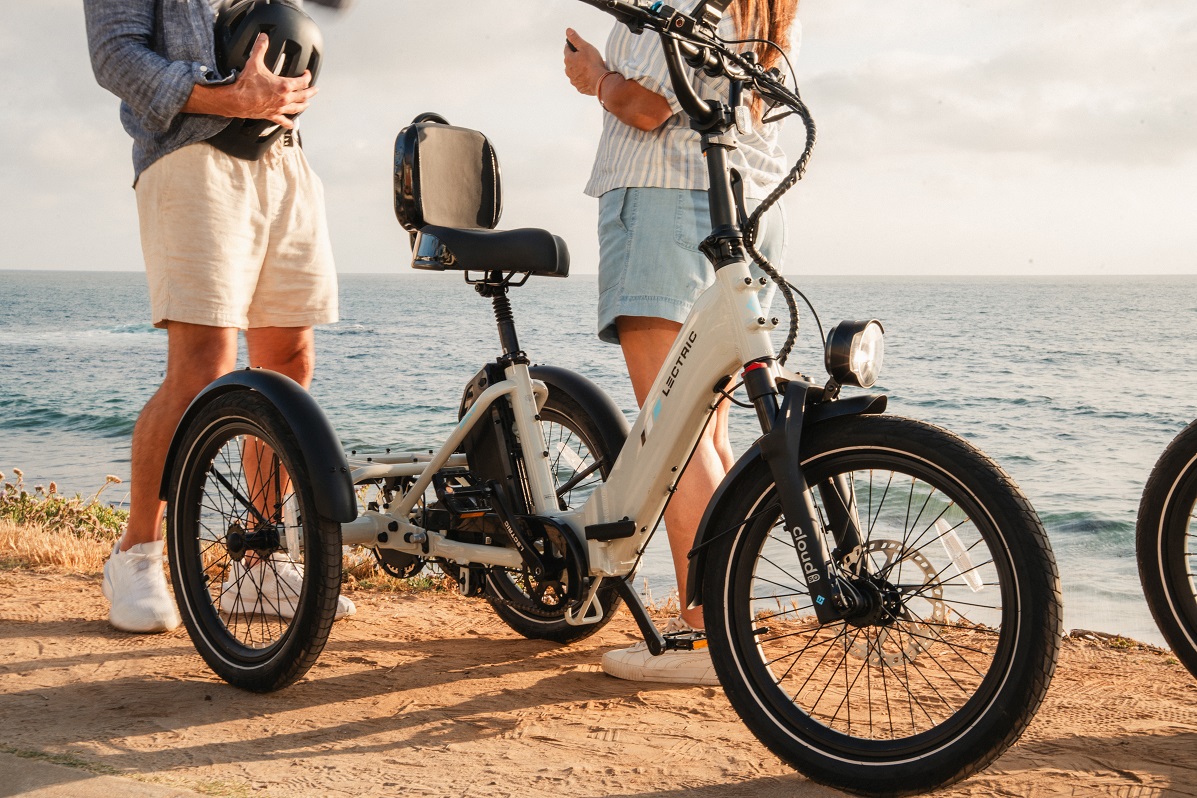 Flat No More: Top Tire Defense, E-Trike Upgrade, & Must-Have Bike Stands | TWR Ep 39
